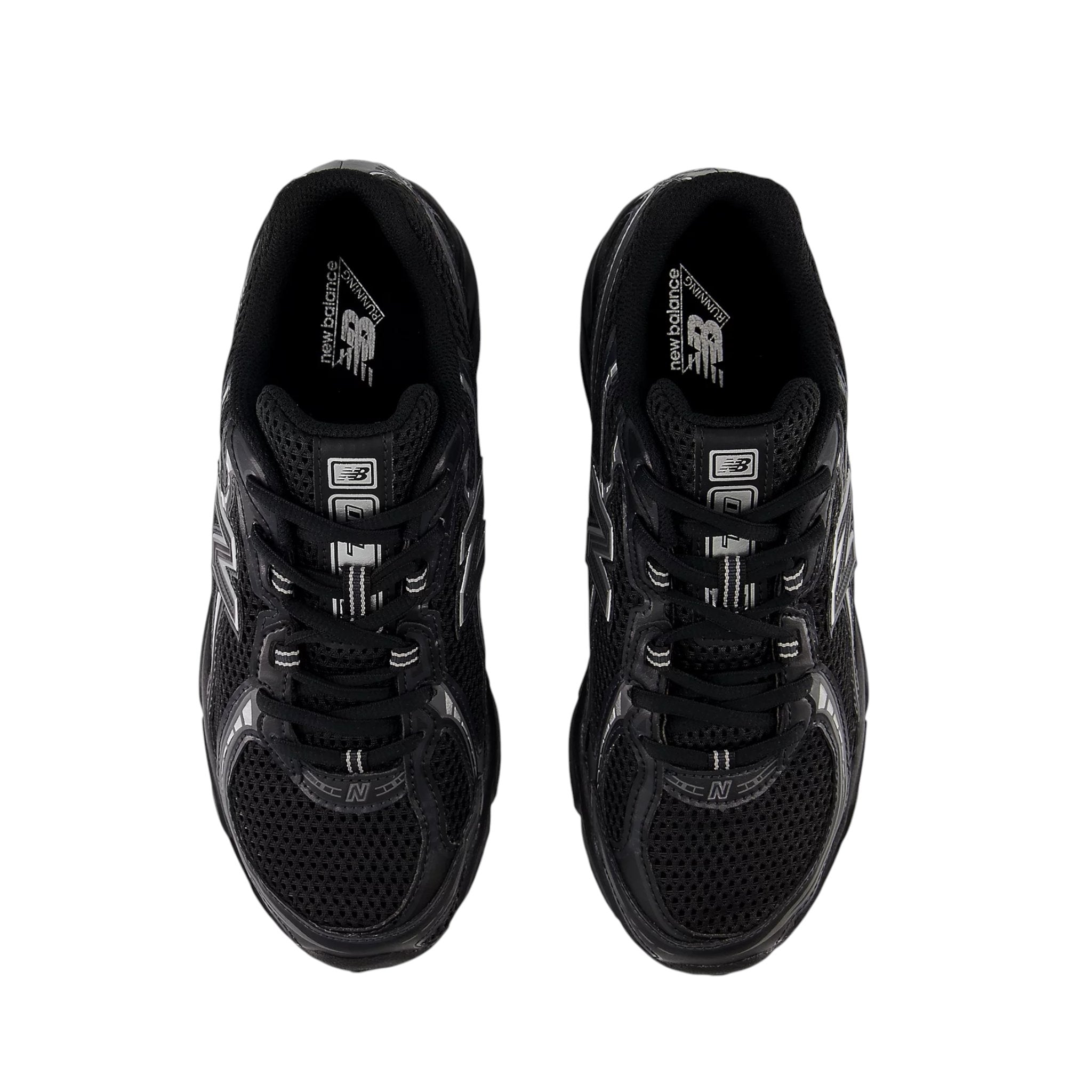 New Balance 740 Black Silver
