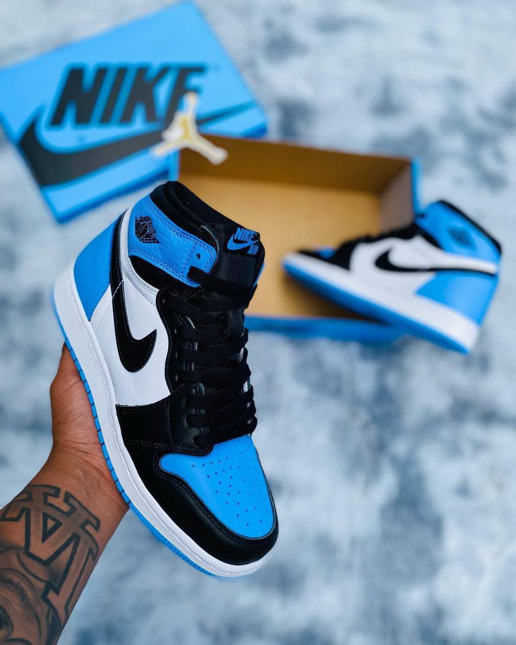 Jordan 1 Retro High OG UNC Toe