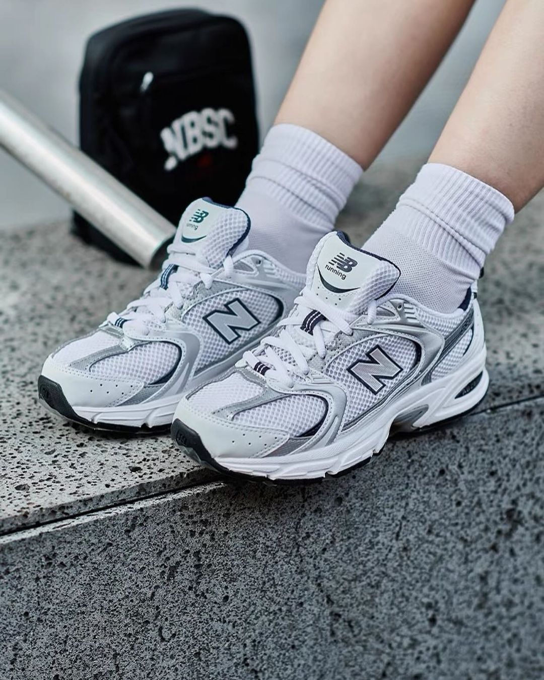 New Balance 530 White Silver Navy