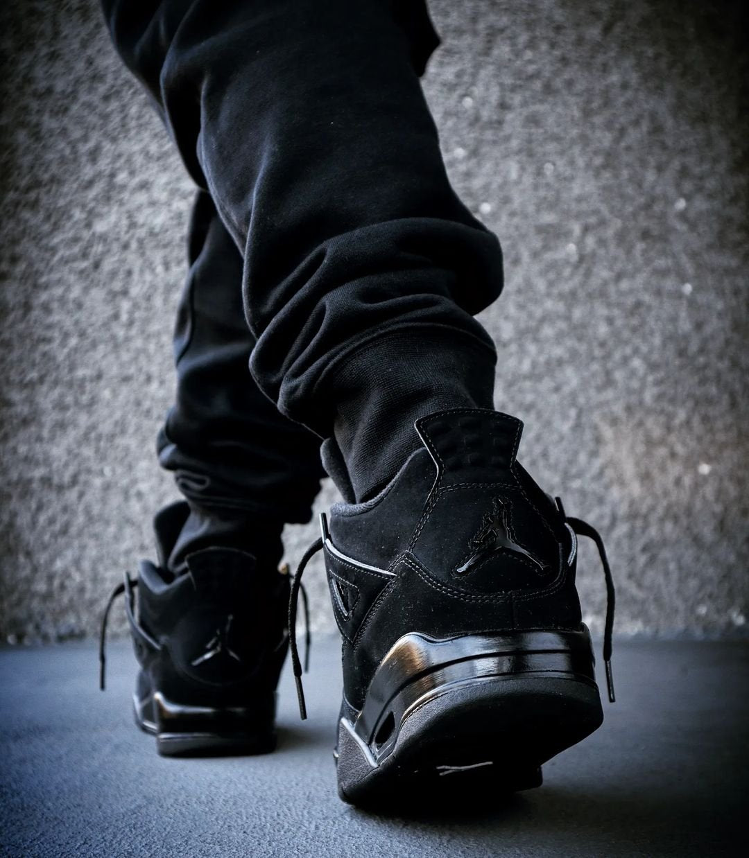 Jordan 4 Retro Black Cat