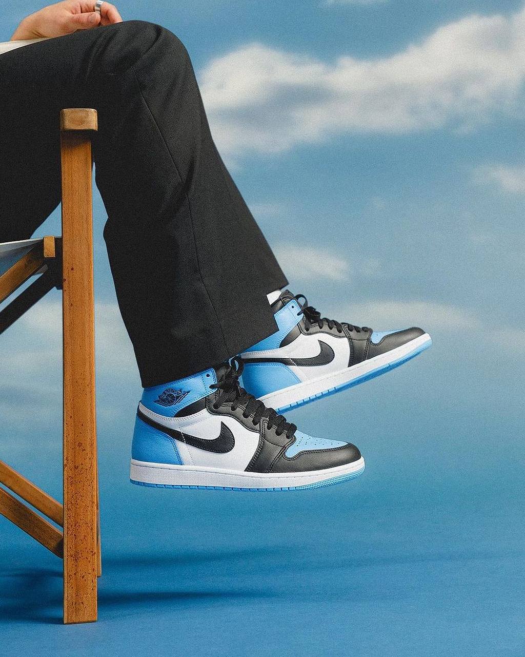 Jordan 1 Retro High OG UNC Toe