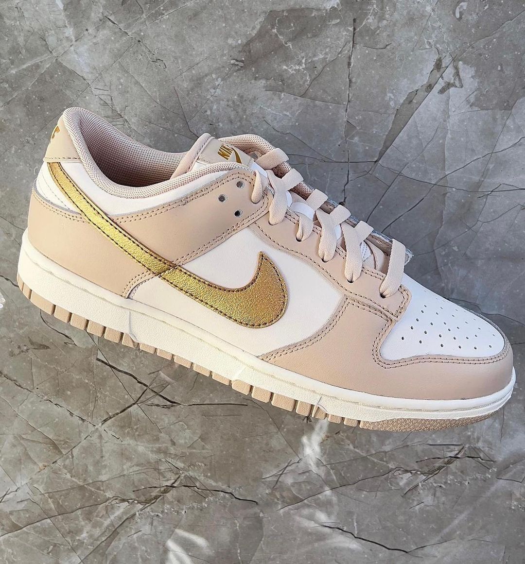 Nike Dunk Low Phantom Metallic Gold
