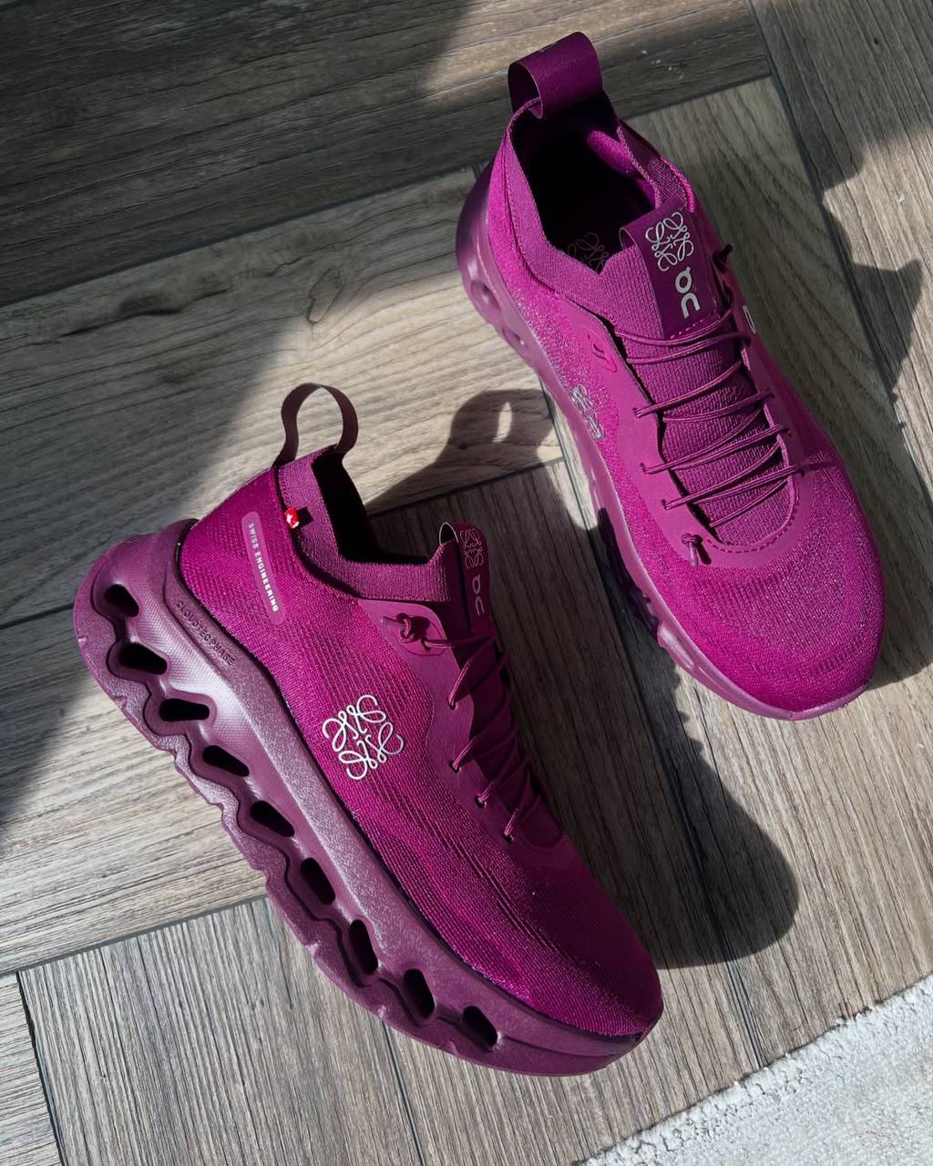 On Running Cloudtilt LOEWE Wild Rose