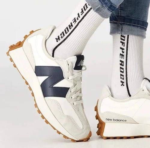 New Balance 327 Moonbeam Outerspace