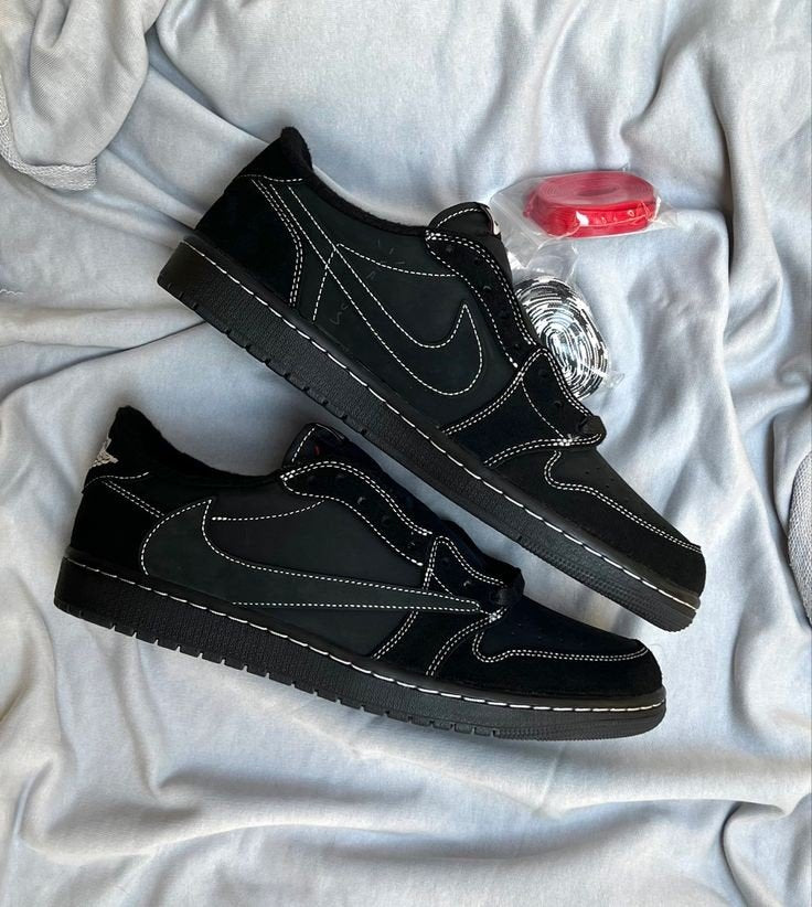 Jordan 1 Retro Low OG SPTravis Scott Black Phantom