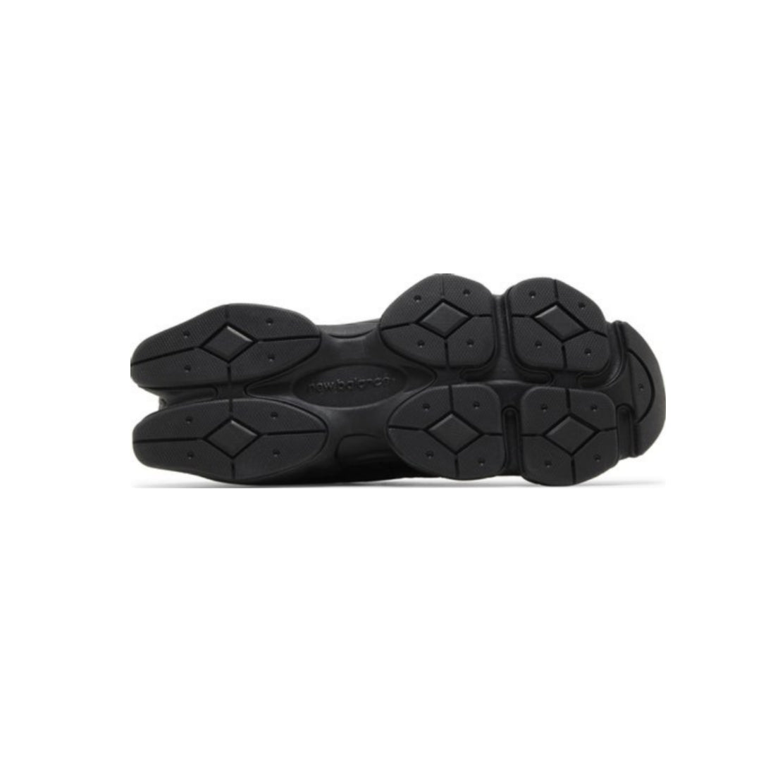 New Balance 9060 Triple Black