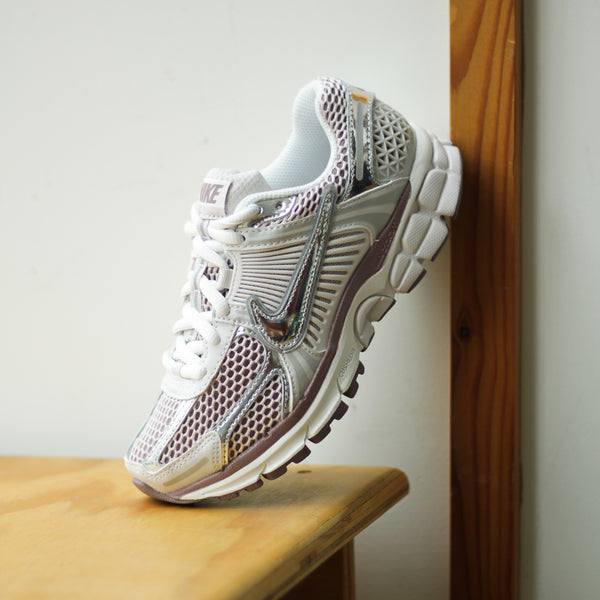 Nike W Zoom Vomero 5