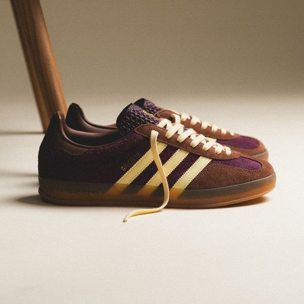 ADIDAS GAZELLE INDOOR MAROON ALMOST YELLOW