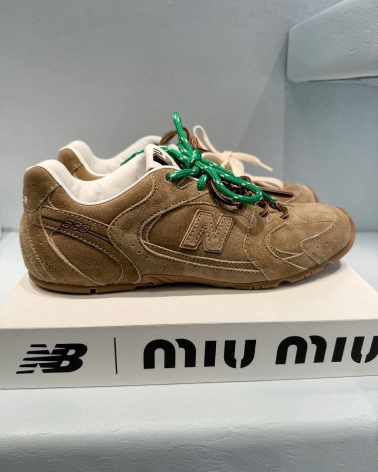New Balance x Miu Miu 530 SL 'Ecru