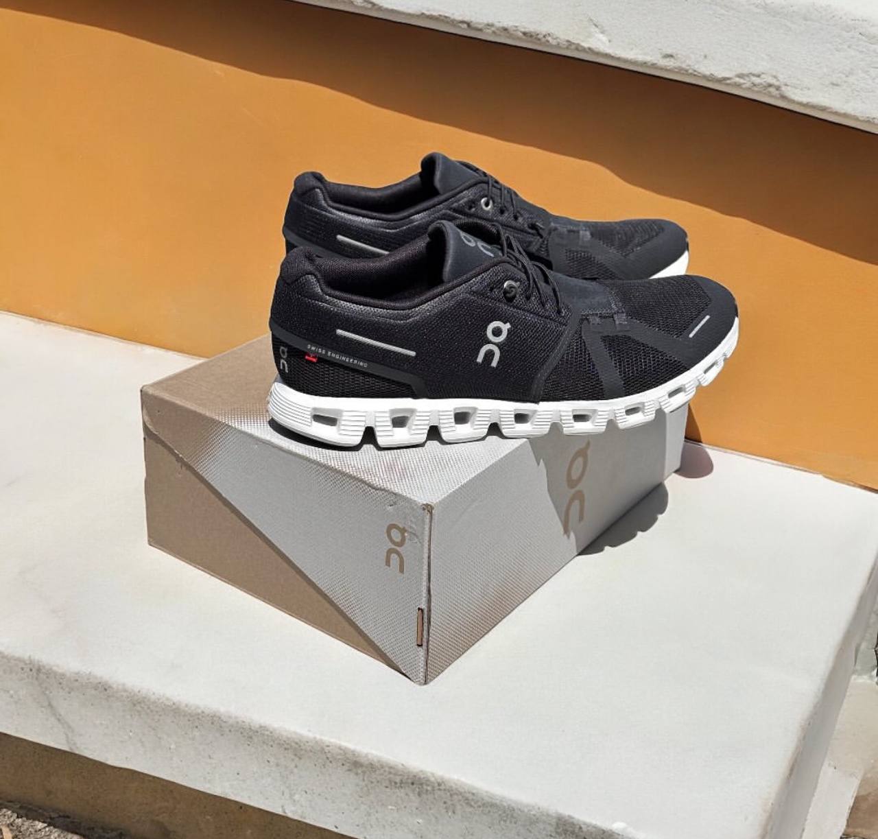 On Cloud 5 - Black/White