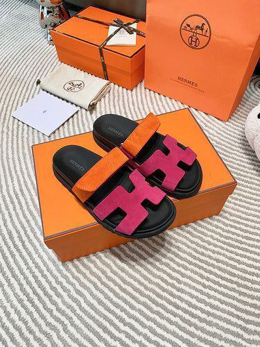 HERMES CHYPRE SANDAL LEATHER PINK