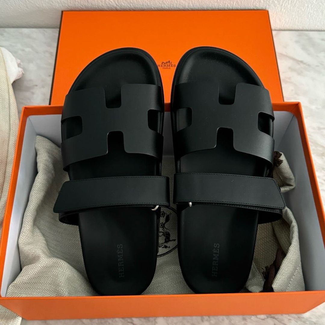 Hermes Chypre Sandal Noir Calfskin Leather