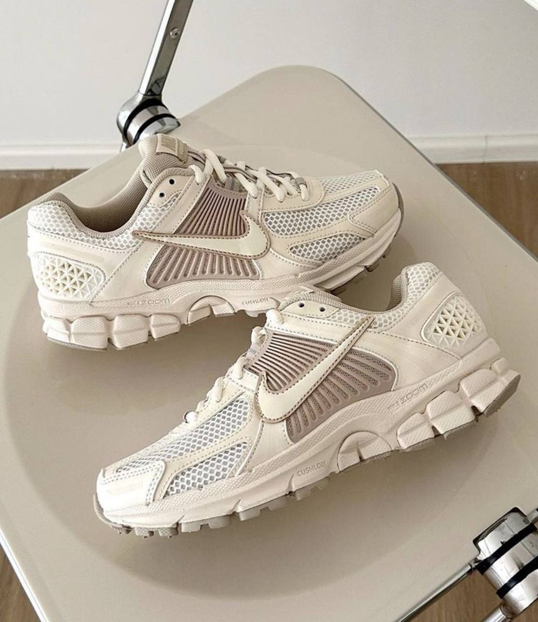 Nike W Zoom Vomero 5