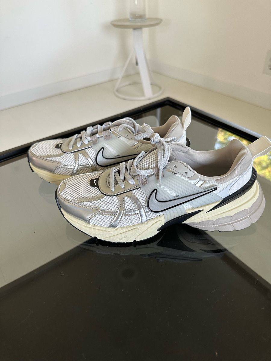 Nike V2K Run