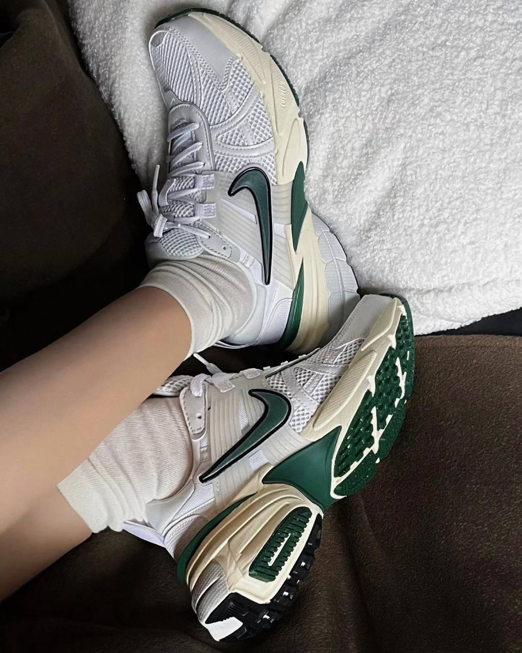 Nike V2K Run