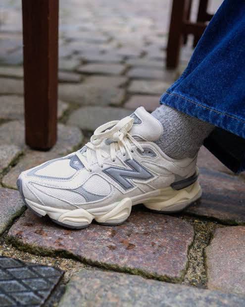 New Balance 9060