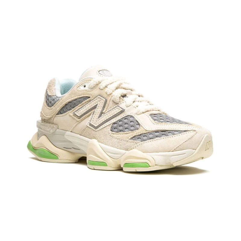 New Balance 9060 Bricks & Wood