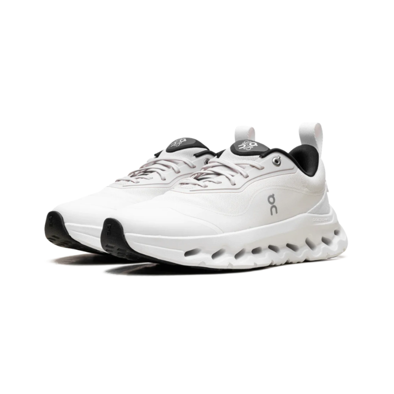 On Running Cloudtilt 2 x LOEWE Sand White