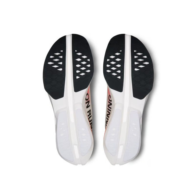 On Running Cloudboom Strike White/Flame