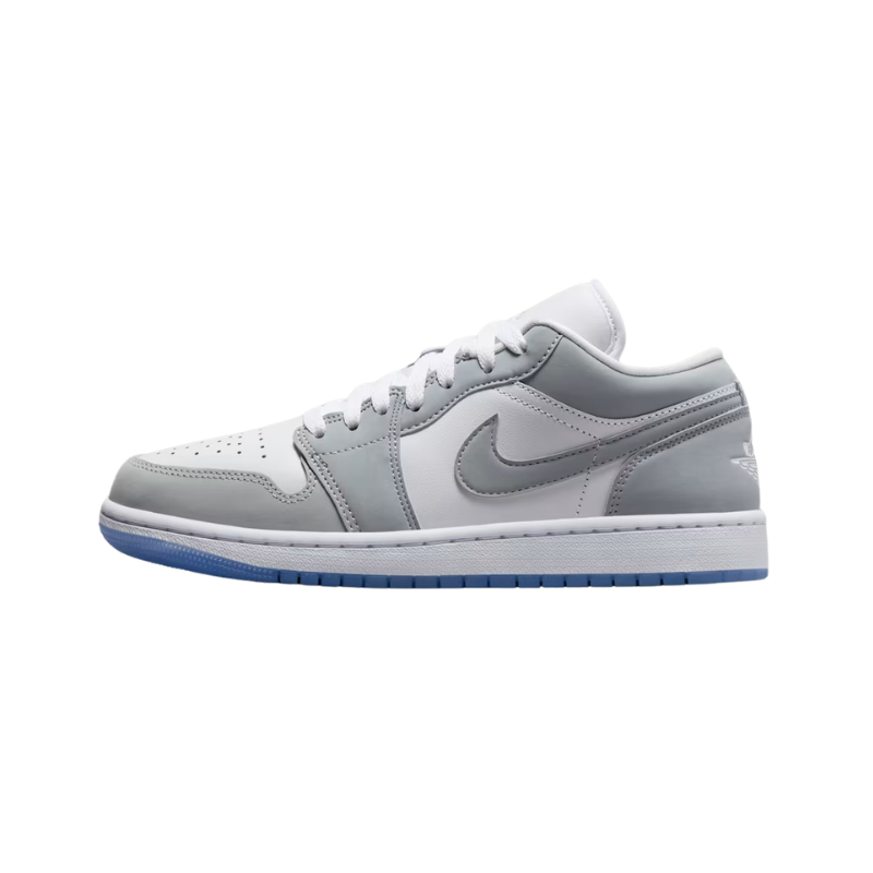 Air Jordan 1 Low in the White Wolf Grey