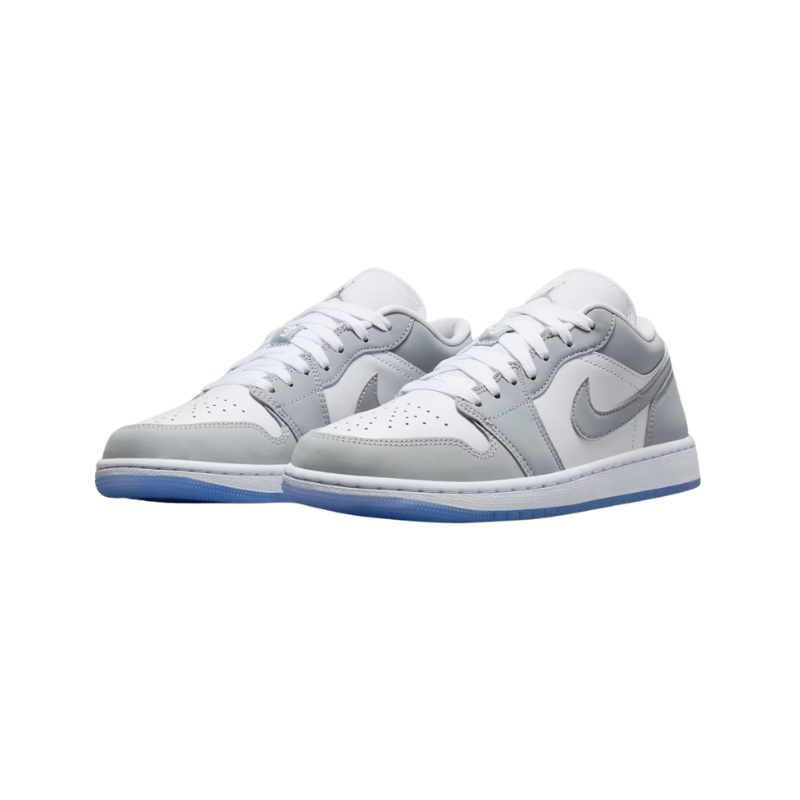 Air Jordan 1 Low in the White Wolf Grey