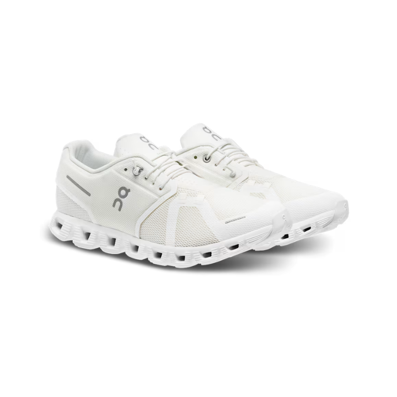 On Running Cloud 5 All White