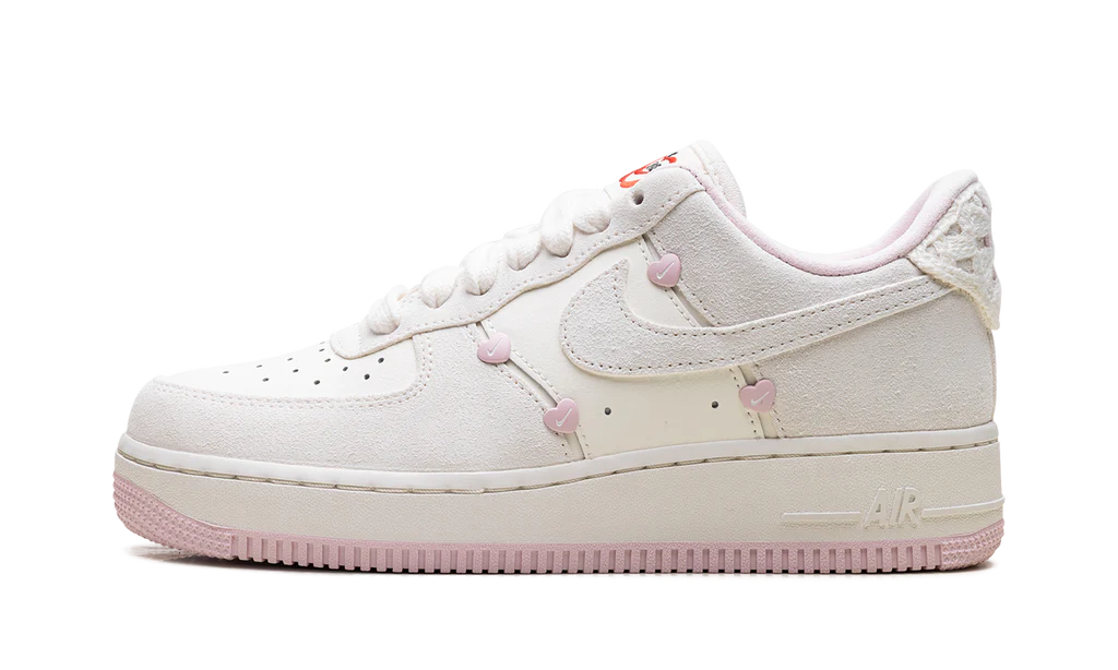 Nike Air Force 1 Valentine's Day