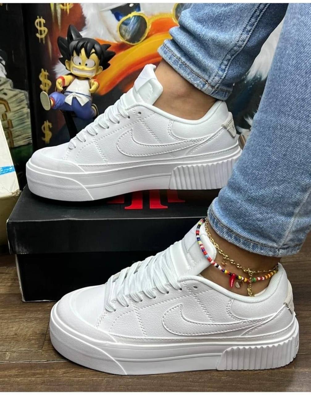 Nike Court Legacy Lift Triple White