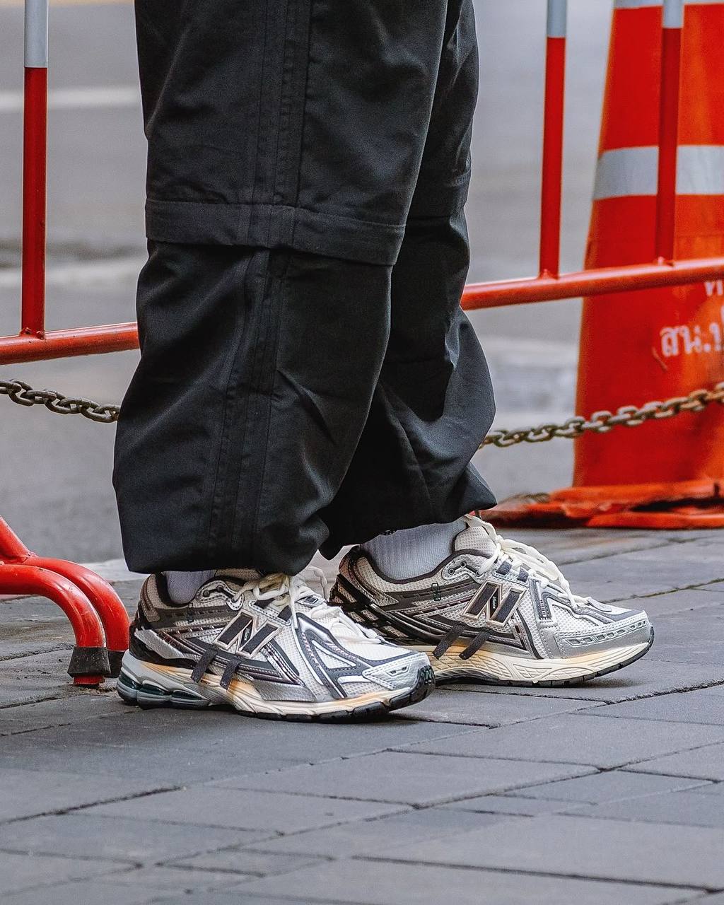 New Balance 1906A – Silver Metallic