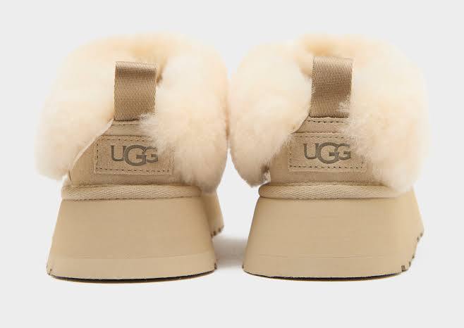 UGG Tazz II Slip-On – Sand