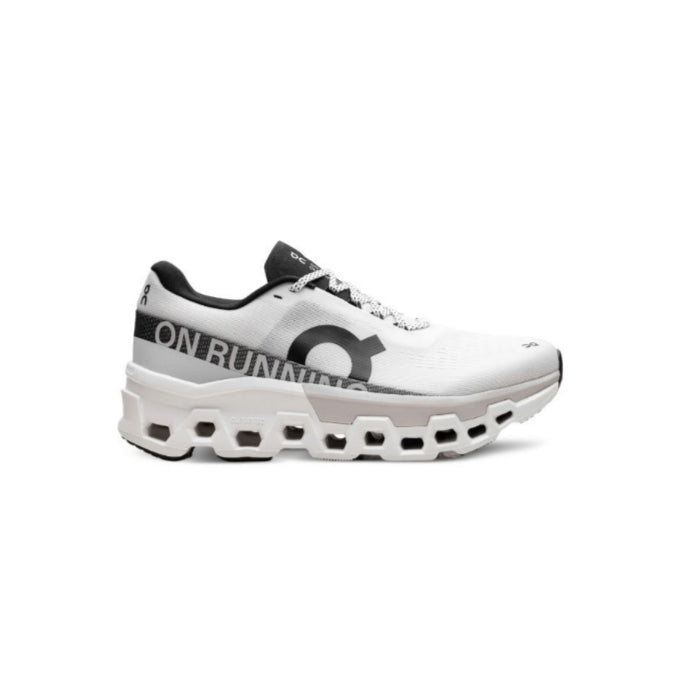 On Running Cloud monster Undyed White