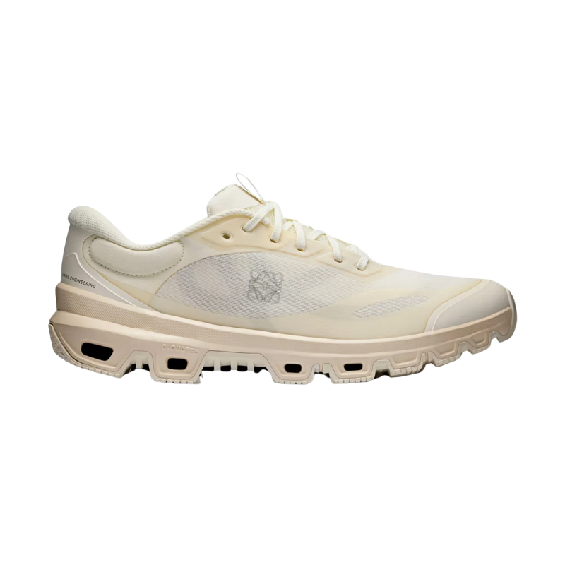 ON Running Cloudventure x Loewe 2 – Eggshell