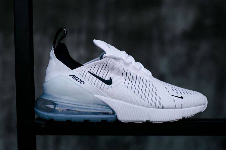 Nike Air Max 270
White Black