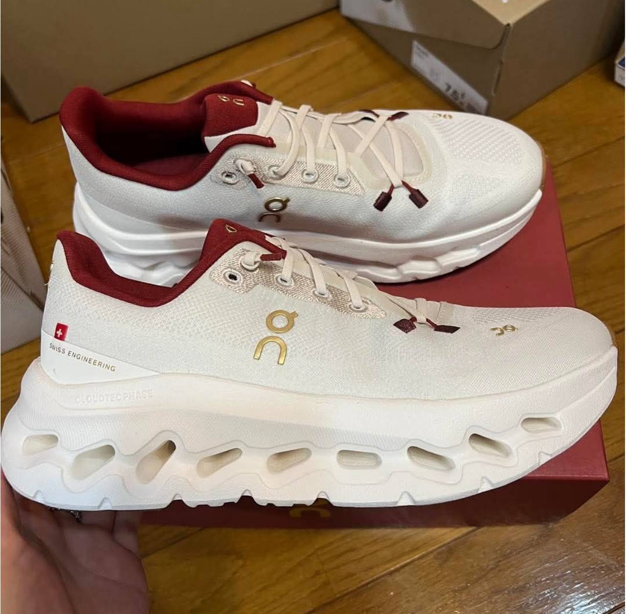 On Running Cloudtilt "Pearl/Ivory"