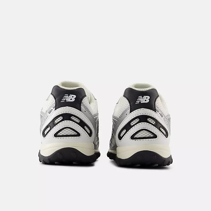 New Balance 204L Silver / Black